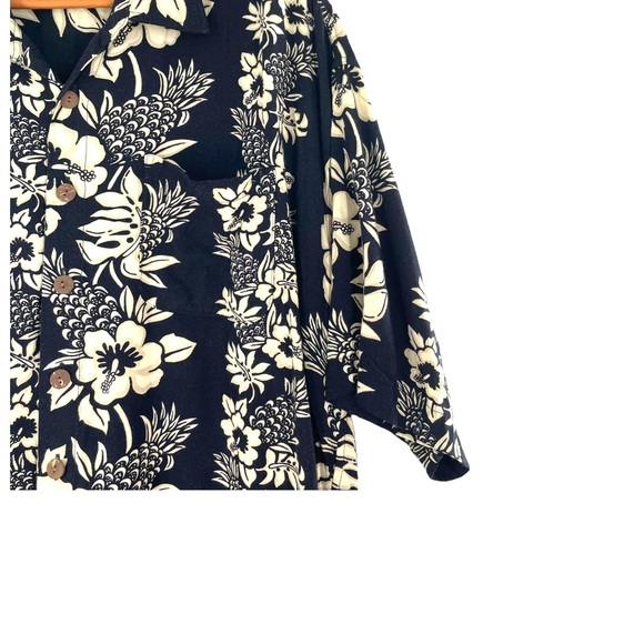 Dreamland 100% Rayon Short Sleeve Button Down Aloha Shirt in Black & Tan Size XL - Picture 5 of 10